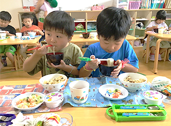 給食